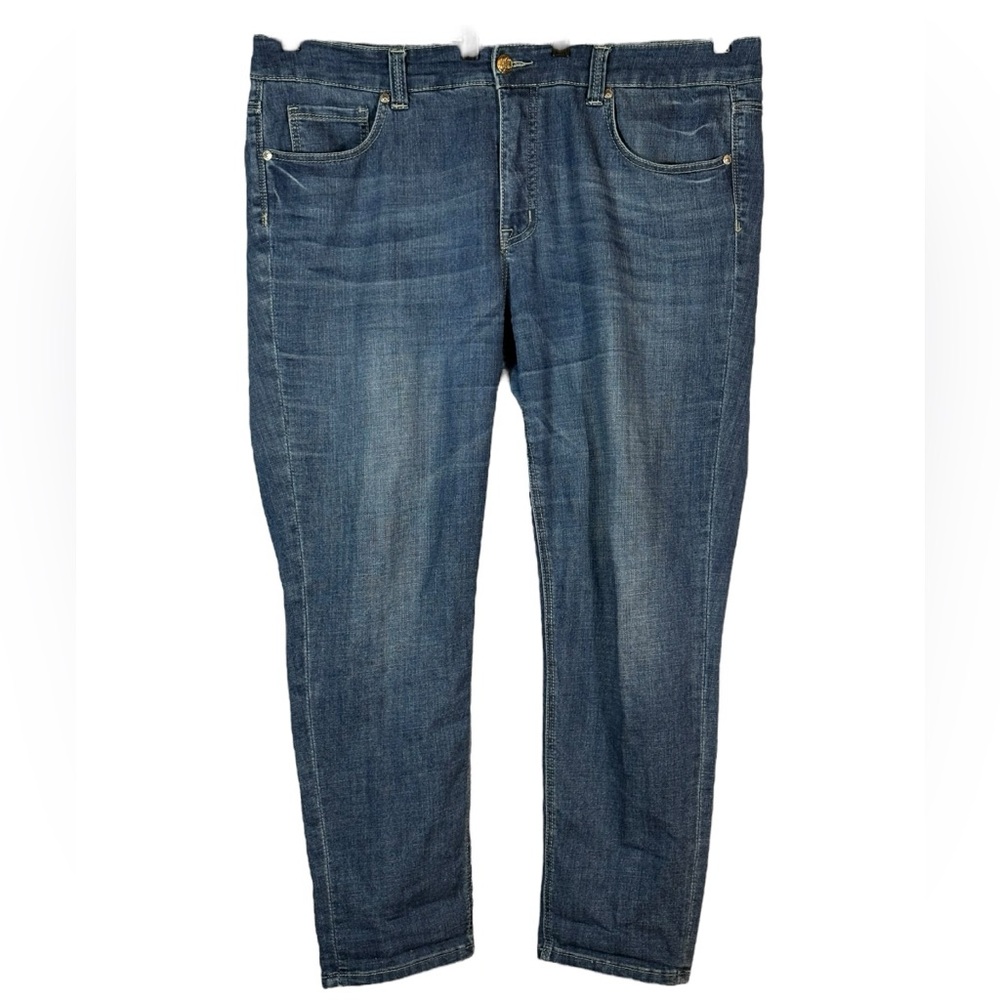 Melissa McCarthy Medium Wash Straight Leg Jeans (Size 18)‎